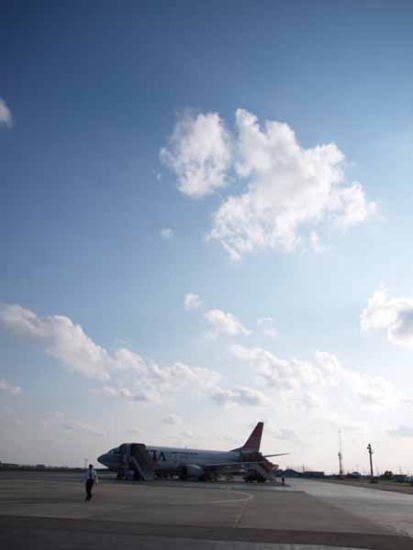 石垣空港の到着
