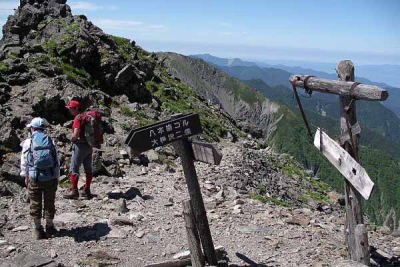 北岳山頂付近 09:55