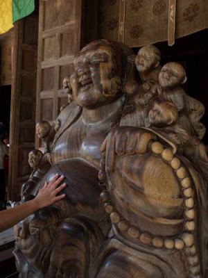 悪いところをさすって(山寺)