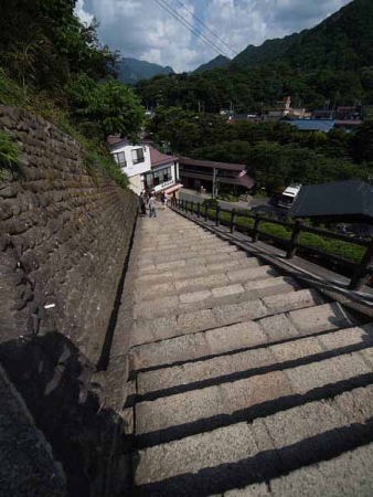 階段・階段(山寺)