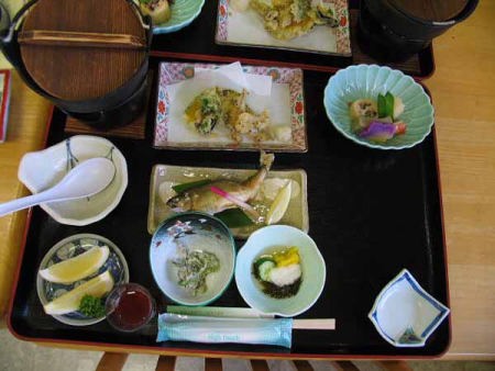 夕食膳(国民宿舎竜山荘)